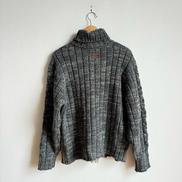 Vintage 90s MARLBORO CLASSICS Chunky Cable Knit Wool Blend Sweater - Picture 2 of 9